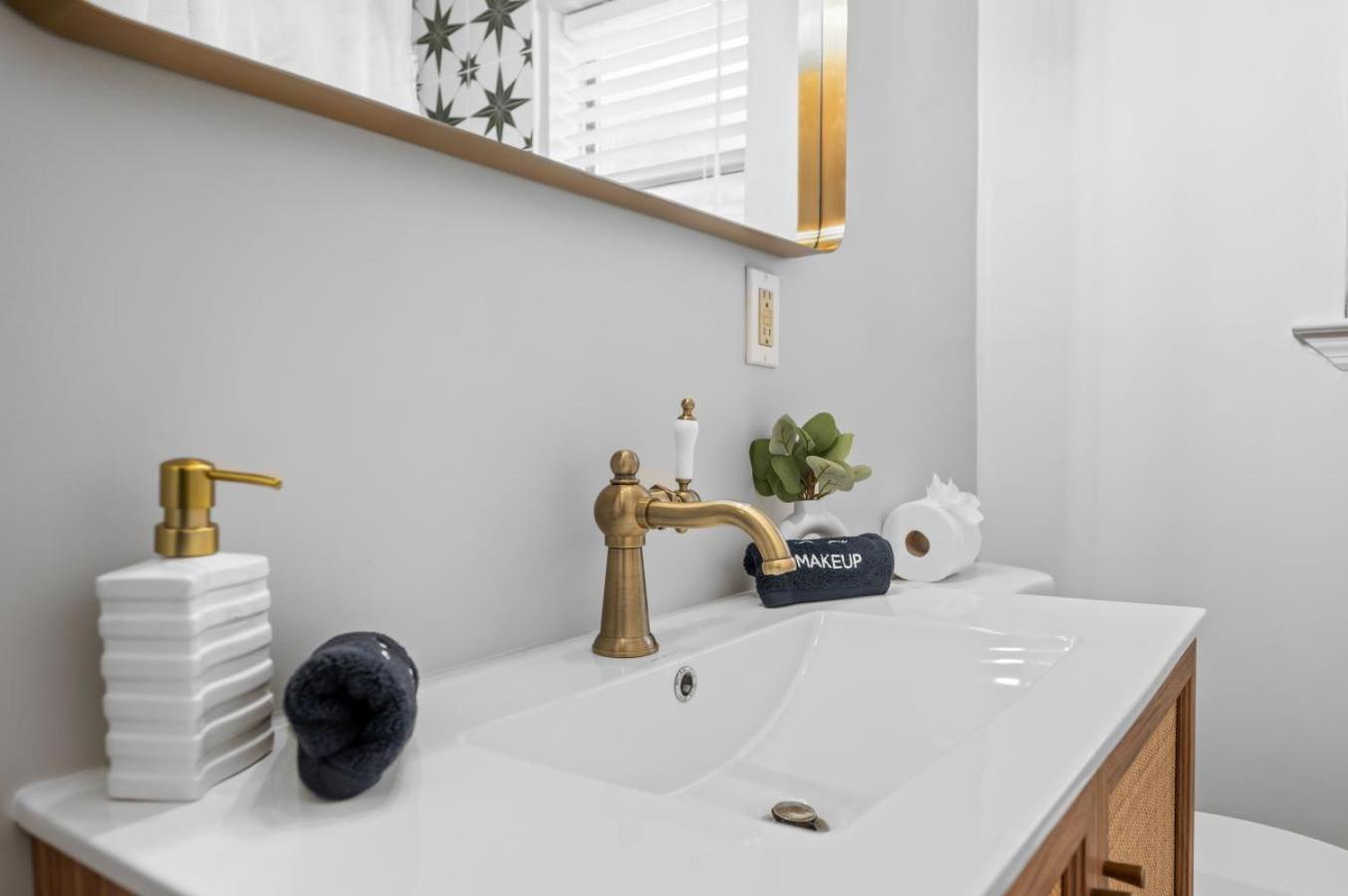5Min To River Street, Dt - Spacious - Free Parking Savannah Exteriér fotografie